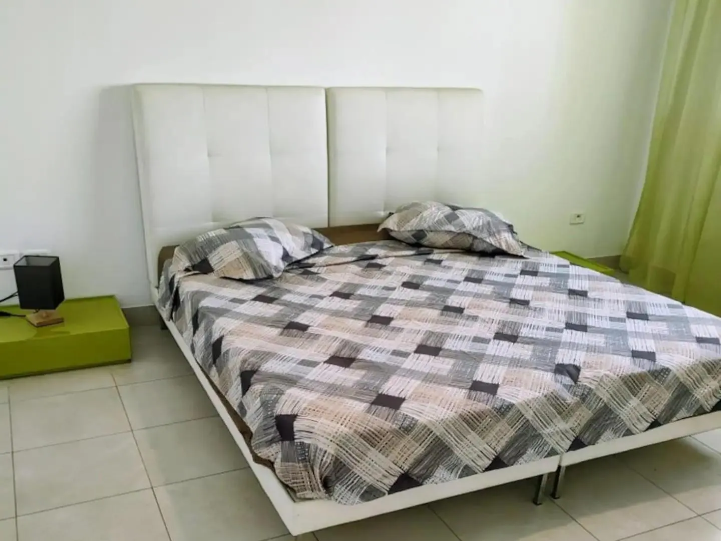 Appartement Luxueux Aux Berges Du Lac 1 Tunis 0*,